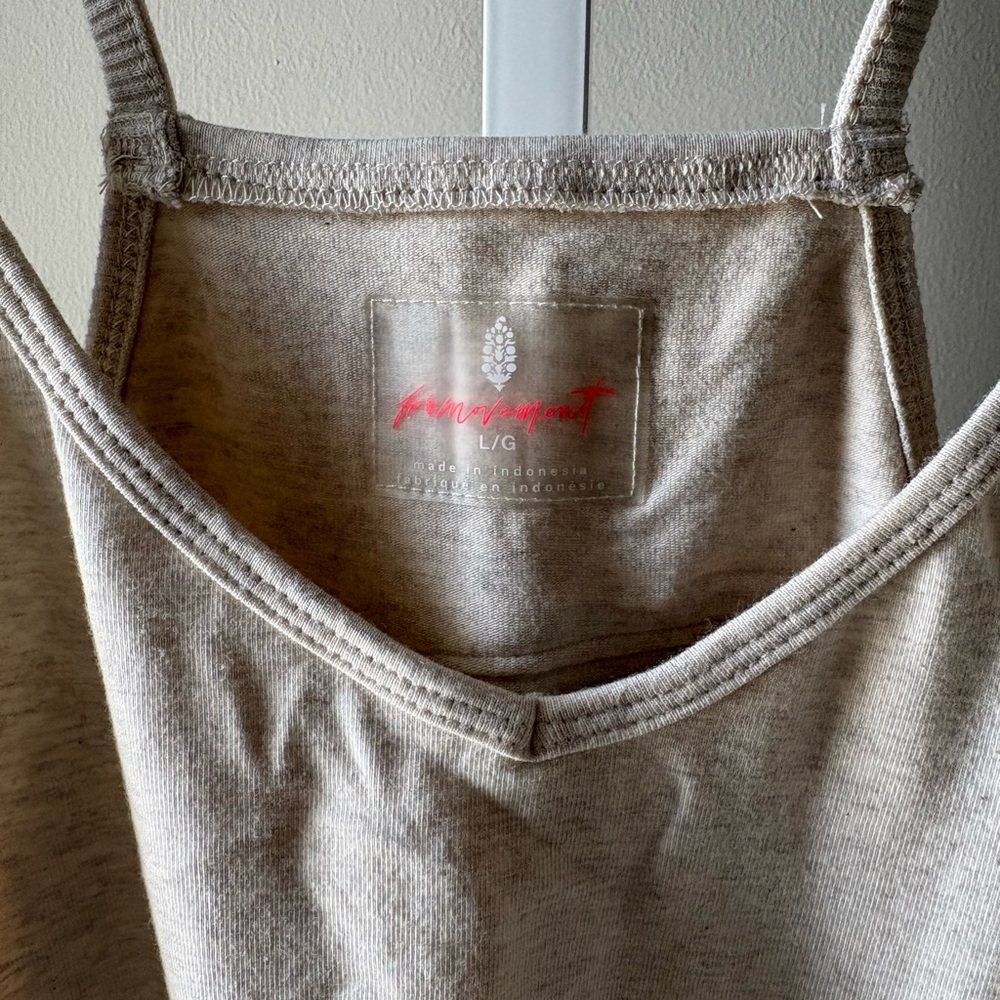 Free People Movement NWT Hot Shot Onesie Racerback in Heather Oatmeal Size L - Picture 3 of 7